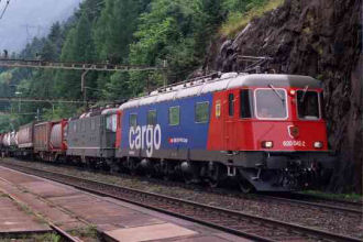 erste Re 620 im Cargo- Design